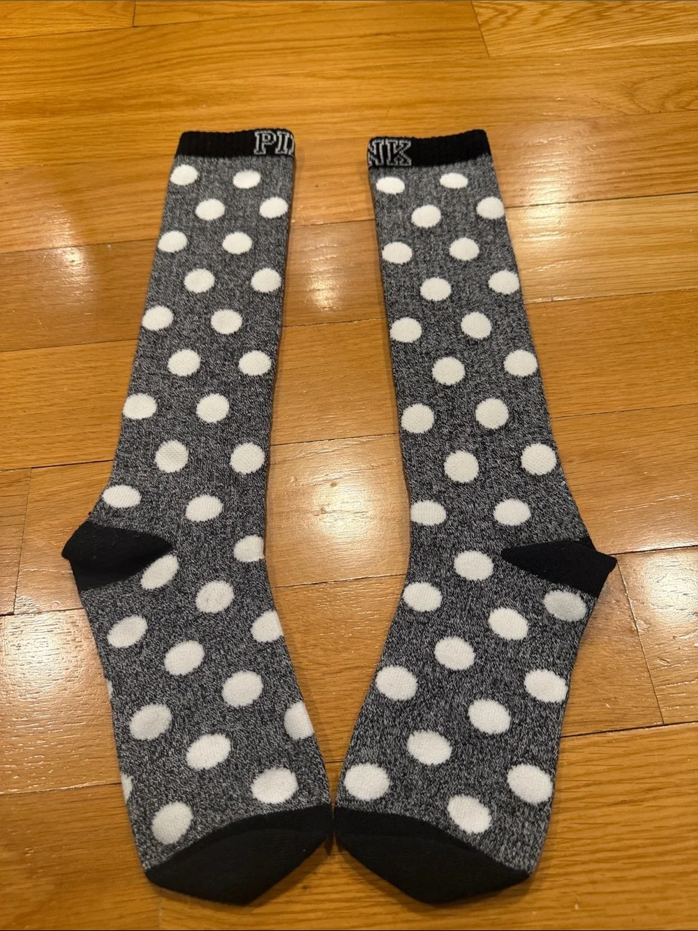 Pink polka dot socks size 6-10